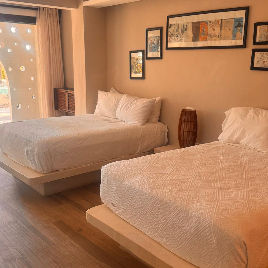 room10 room10